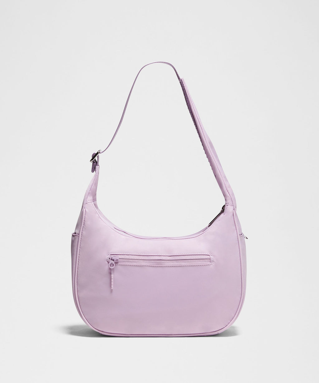 City Essentials Shoulder Bag 4L