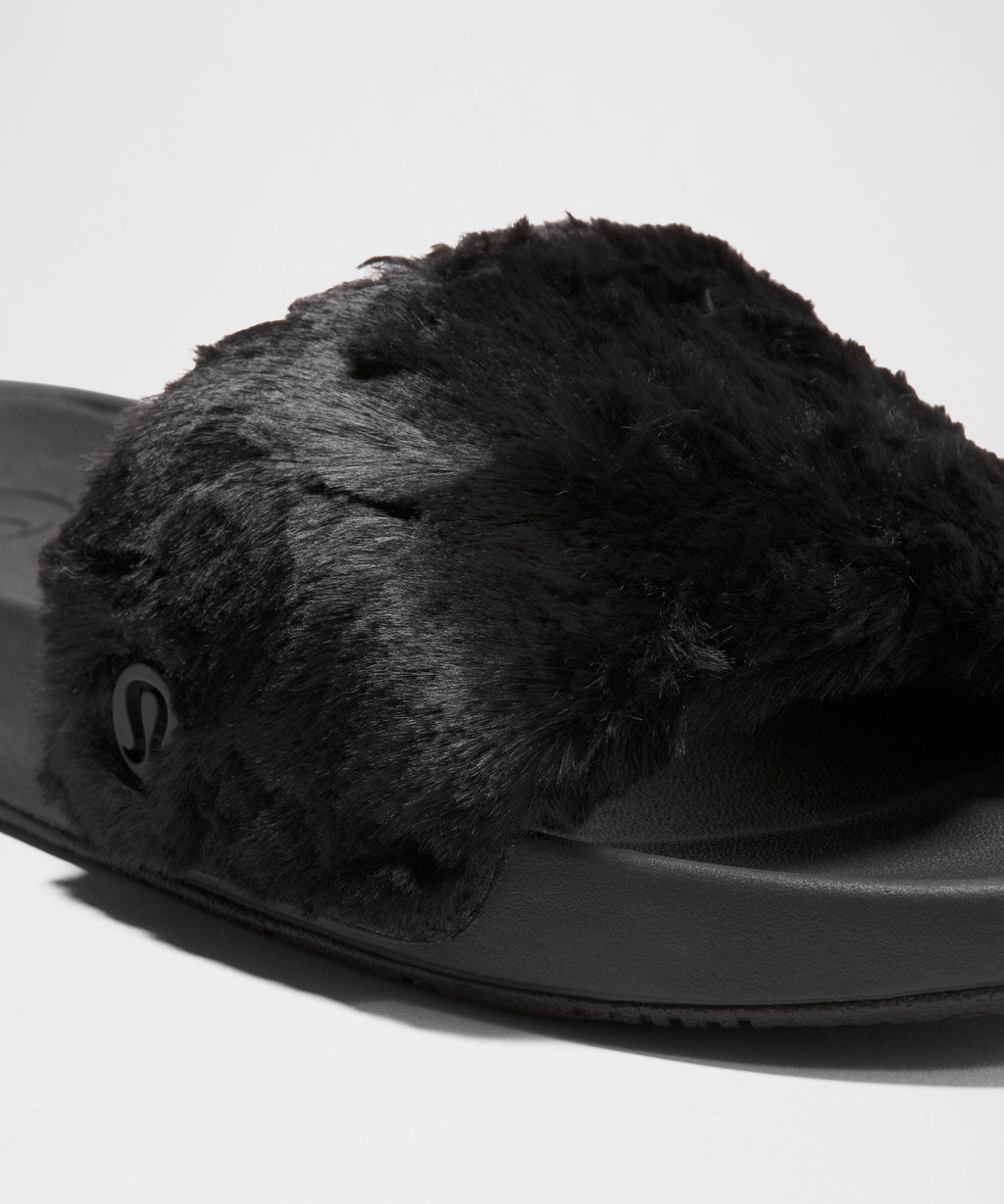 Women's Restfeel Faux Fur Slide