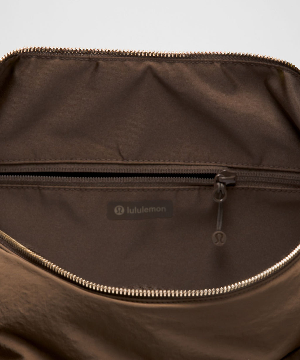 Convertible Ruched Crossbody BagLarge 16L